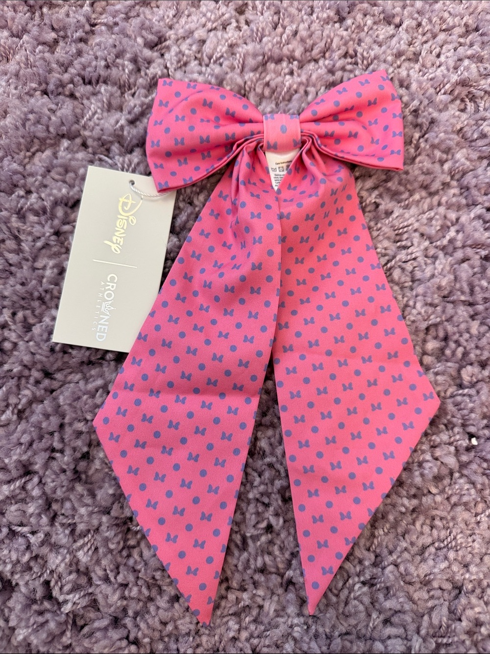 Crowned Athletics Disney Daisy Duck Bow with barrette - Picture 1 of 2